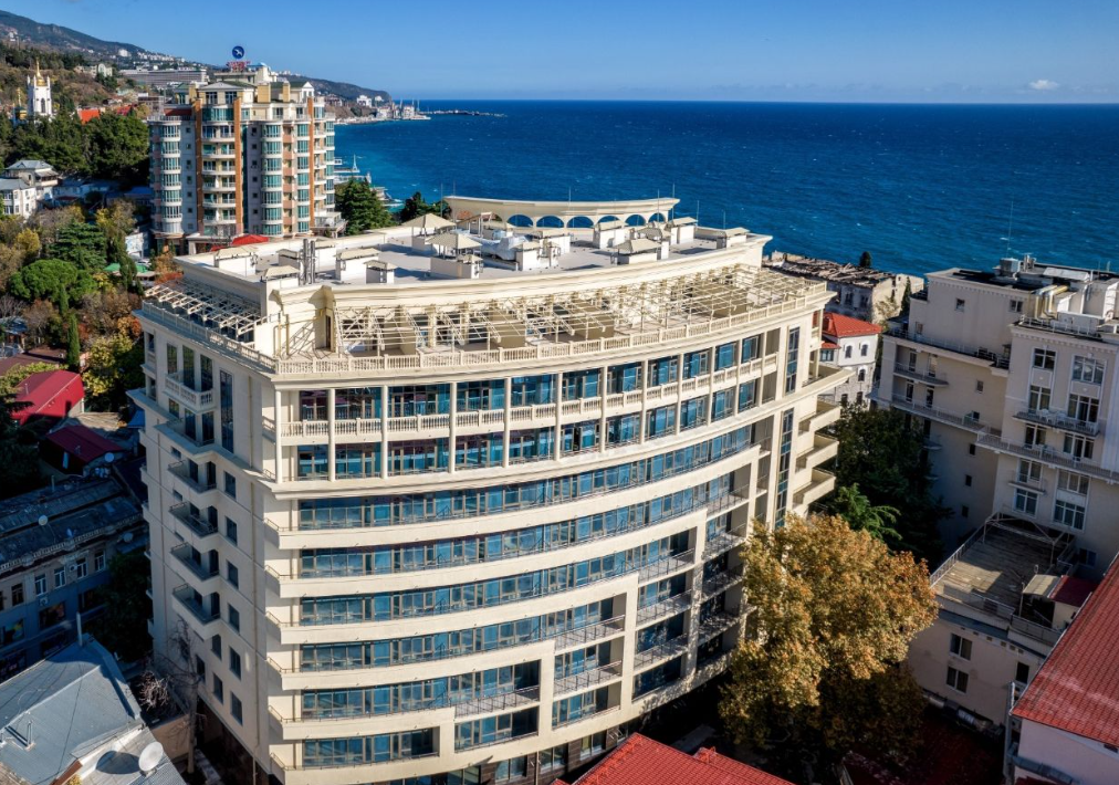 Yalta Plaza (Ялта Плаза)